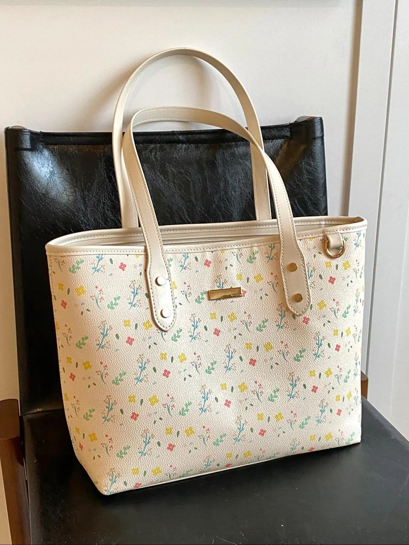 Valentine's Day Gift Women's Elegant Floral Bow Pattern Handbag, personality versatile Daily Shoulder Bag, simple exquisite Casual Fashion   High quality Daily Commuter Bag, Fashion Crossbody Bags