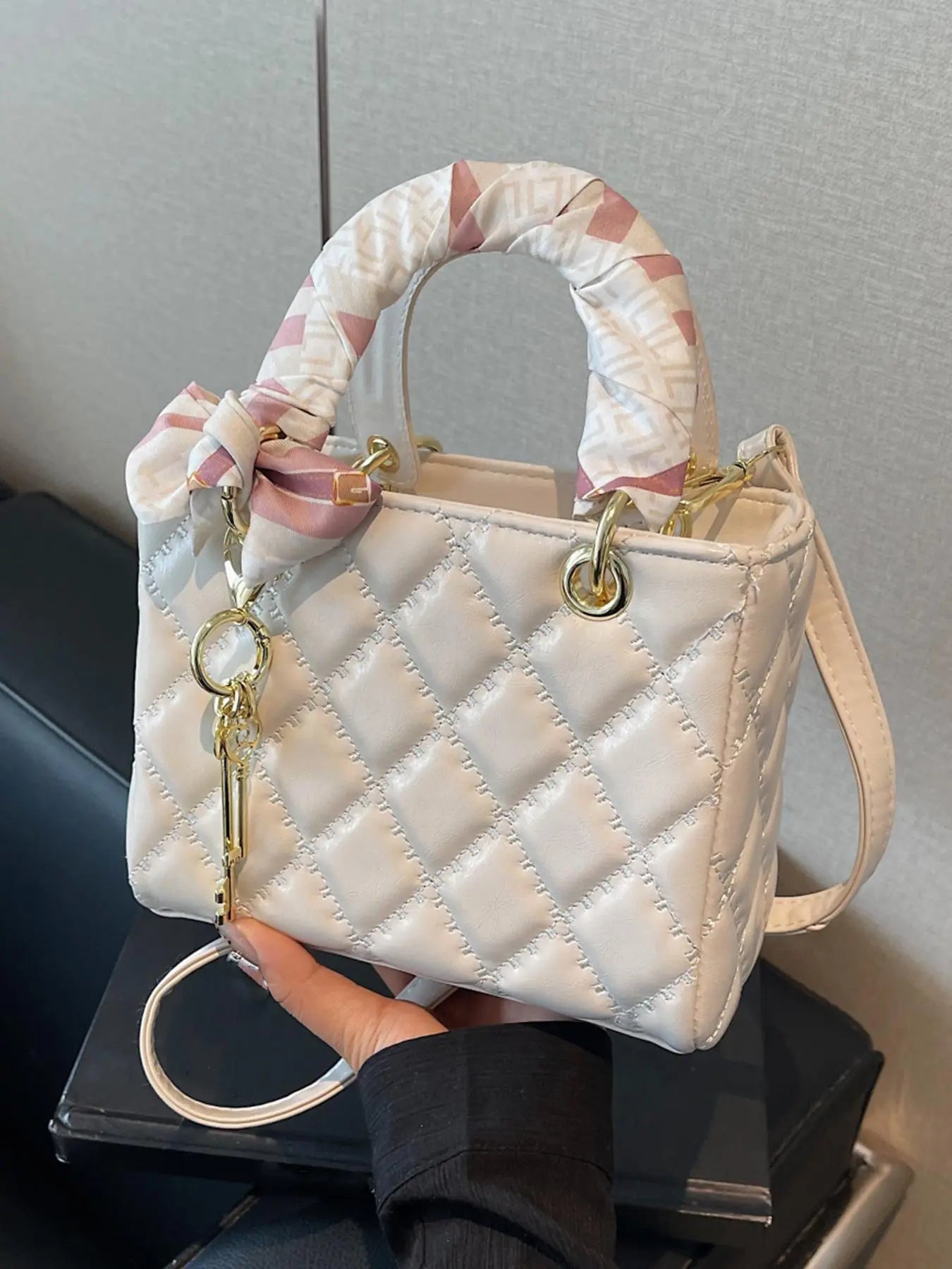 Women's Elegant Diamond Quilted Handbag, PU Leather Handbag, Fashionable Chain Strap Crossbody Bag for Daily Used, Casual Trendy Versatile High-quality Daily Commuting Bag, Elegant Bags