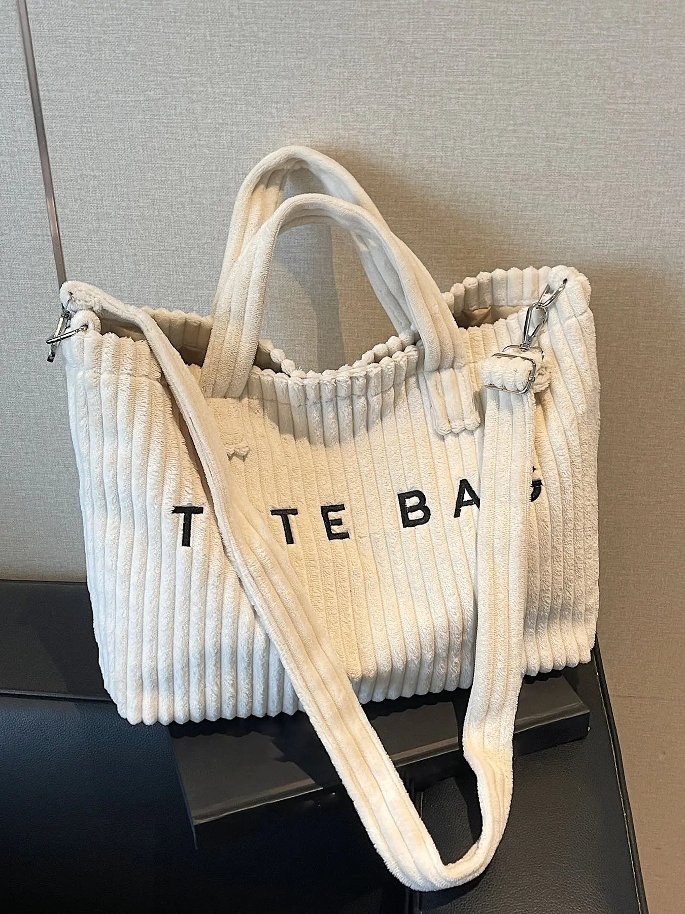 Retro Leisure Letter Embroidery Shoulder Tote Bag, Corduroy Ribbed Texture, Casual Top Handle & Crossbody Bag, Fashion Tote Bag, Fashionable Casual Bag, Suitable for Daily Commuting, Shopping Dating