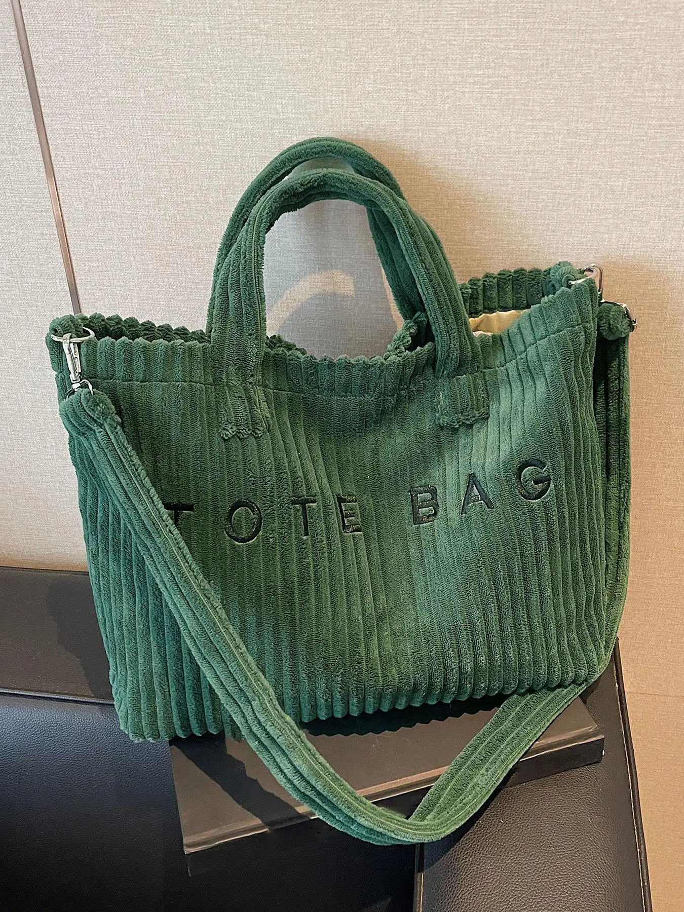 Retro Leisure Letter Embroidery Shoulder Tote Bag, Corduroy Ribbed Texture, Casual Top Handle & Crossbody Bag, Fashion Tote Bag, Fashionable Casual Bag, Suitable for Daily Commuting, Shopping Dating
