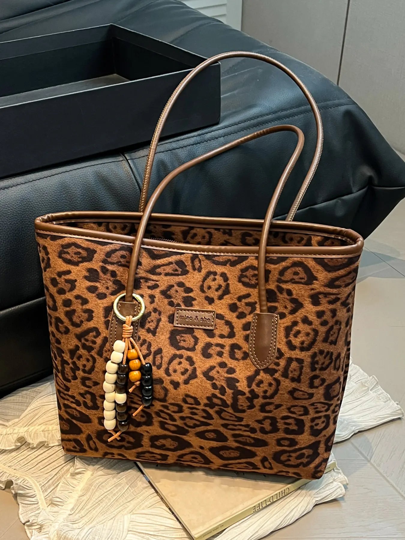 Valentine's Day Gift Women's Elegant Floral Bow Pattern Handbag, personality versatile Daily Shoulder Bag, simple exquisite Casual Fashion   High quality Daily Commuter Bag, Fashion Crossbody Bags