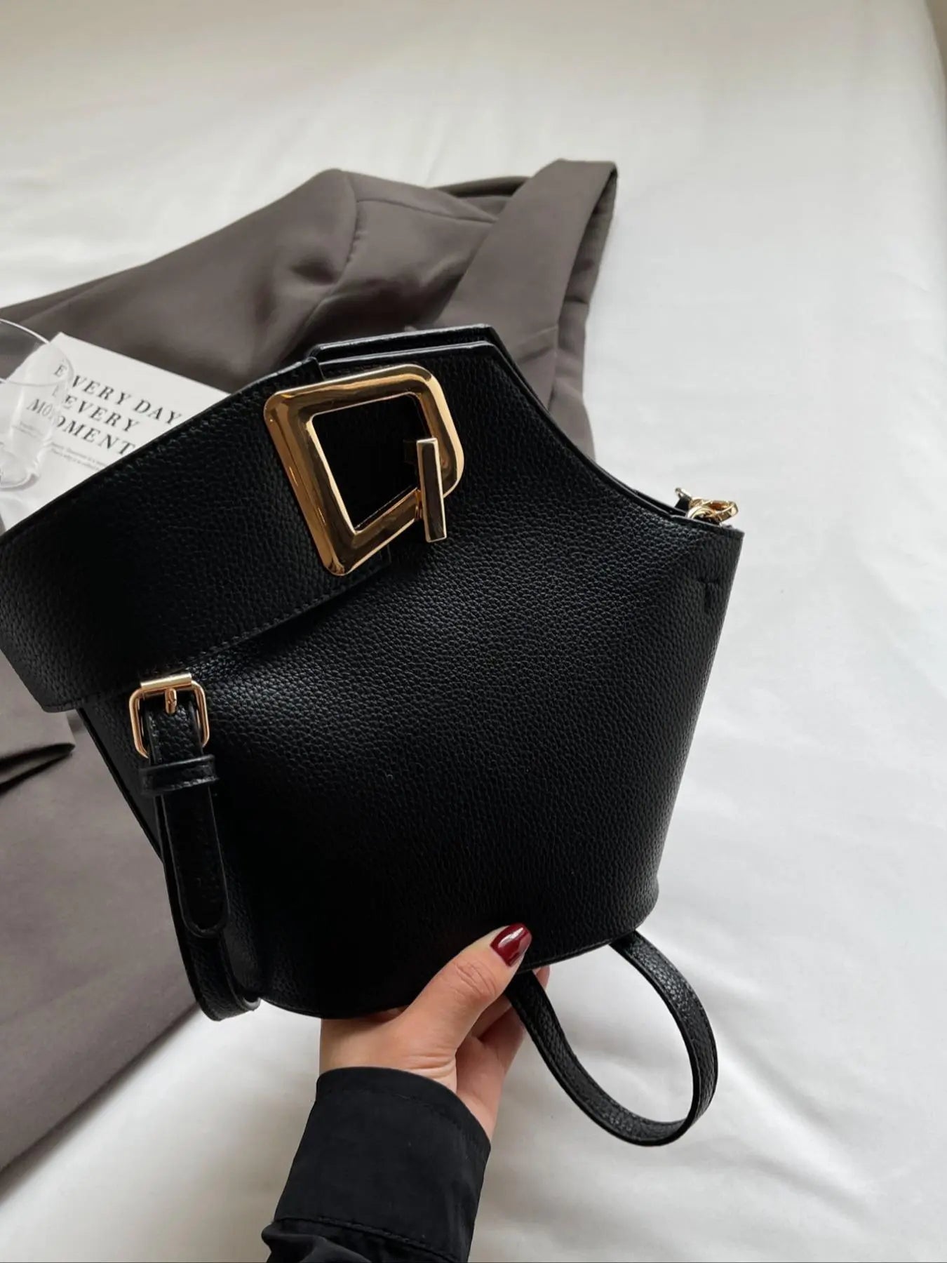 Women's Plain Color Handbag (1 Piece), Casual Pu Leather Zipper Handbag with Bag Strap for Daily Use, Daily Commuting Bag, Casual Commuter Handbag, Casual Fashion Bag, Casual Everyday Bag