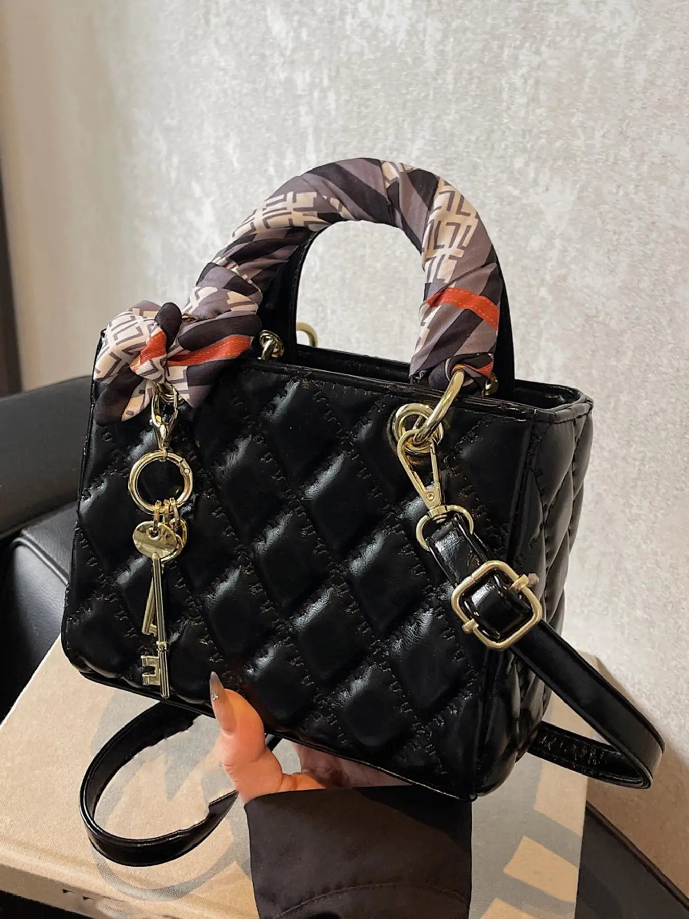 Women's Elegant Diamond Quilted Handbag, PU Leather Handbag, Fashionable Chain Strap Crossbody Bag for Daily Used, Casual Trendy Versatile High-quality Daily Commuting Bag, Elegant Bags