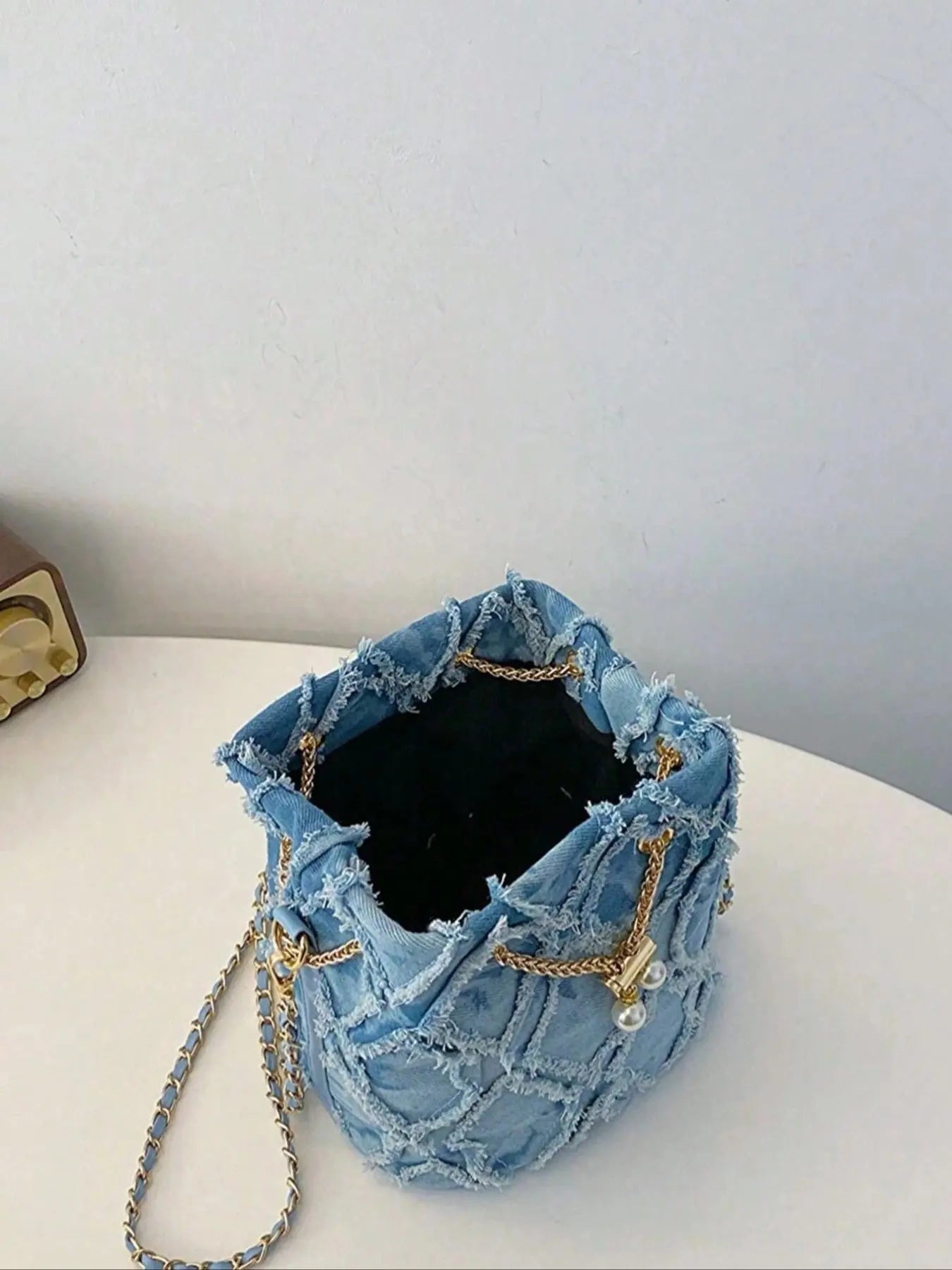 Women's Elegant Faux Pearl Decorated Crossbody Shoulder Bag, Exquisite Trendy Metal Drawstring Crossbody Bag, Fashionable Bag for Daily Use